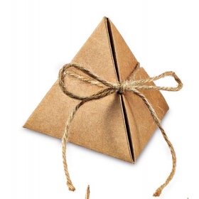Χαρτινα Κουτια Πυραμιδα Κραφτ Με Κορδονι 8Χ8Χ8Cm - ΚΩΔ:M2517-Ad
