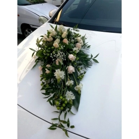 Στολισμός Αυτοκινήτου Με Μπροστινή Σύνθεση με τριαντάφυλλα, φρέζιες και ορνιθογκάλουμ - ΚΩΔ.:FL-2021-AU