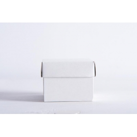 Κουτάκι για μπομπονιέρες λευκό 6,5Χ6,5Χ5cm - ΚΩΔ:670865-WHITE-NΤ