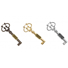 Μεταλλικό κρεμαστό κλειδί με χρονολογία 3X7cm - ΚΩΔ:M2024-9917-AD
