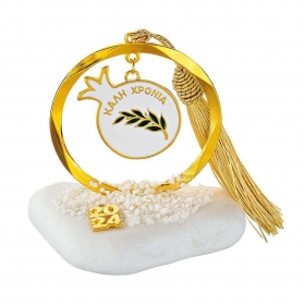 Γούρι μεταλλικός χρυσός κύκλος με λευκό ρόδι-κλαδί ελιάς σε βότσαλο - ΚΩΔ:EG23125-AD