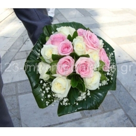 Νυφικη Ανθοδεσμη Με Λευκα Και Ροζ Τριανταφυλλα - ΚΩΔ.:Au359-N