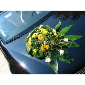 Στολισμος Αυτοκινητου Μπροστινη Συνθεση Με Κιτρινα Τριανταφυλλα Και Φρεζιες - ΚΩΔ.:Br-1127-Au