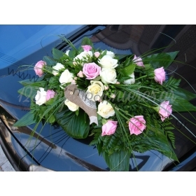 Στολισμος Αυτοκινητου Με Ροζ Και Λευκα Τριανταφυλλα Και Πουλακι Απο Λινατσα - ΚΩΔ.:Blp50
